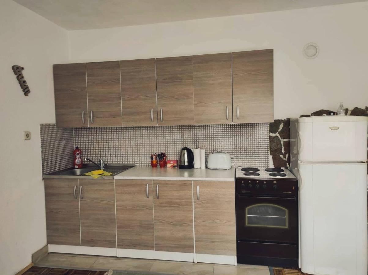 Ajsha Apartmán *